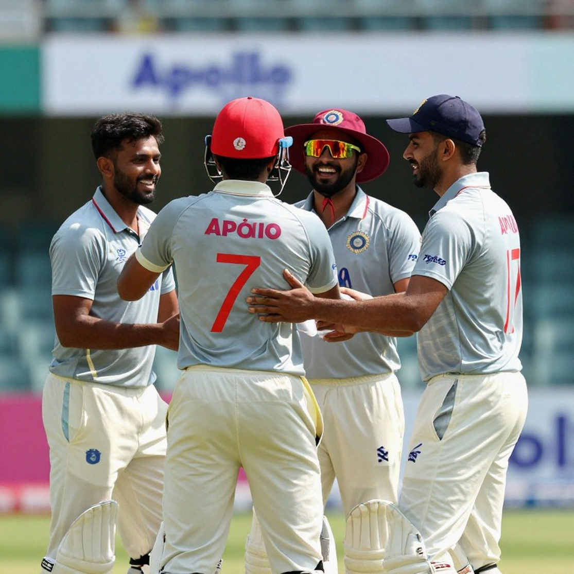 তাপ, খতিয়ান আর ছোট নমুনা — আফগানিস্তান টেস্টের আগে খালেদ আহমেদের ফাইল খুলে দেখা
