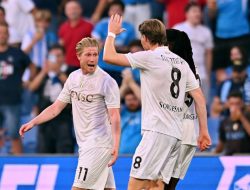 Liga Italia Napoli buka musim dengan kemenanggan 2-0 atas Sassuolo