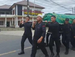 Batalyon C Pelopor Brimob Polda Sumut Bantu Warga Kurang Mampu dan Keluarga Berduka di Tapsel