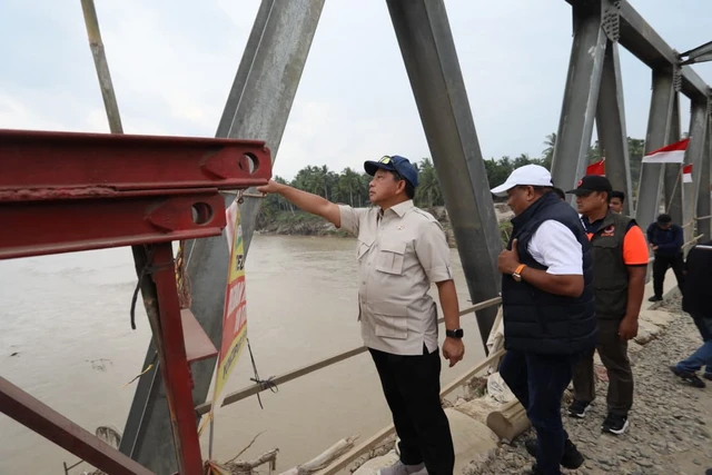 Mendagri Tinjau Infrastruktur