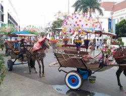 Derap Kuda Delman yang Masih Bertahan di Kawasan Monas