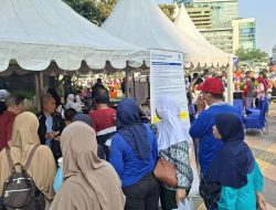 Lansia Dapat Kartu Gratis Transum Jakarta Mau Jalan jalan Lihat Pesawat di Bandara